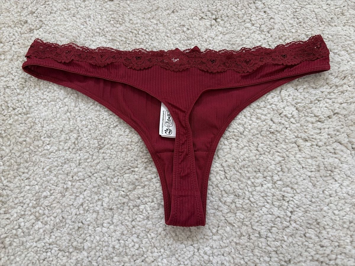 Hunkemöller Autres dessous: Hunkemöller String | S – Neuf (Voir description) à Rudolfstetten par A_Milione 2