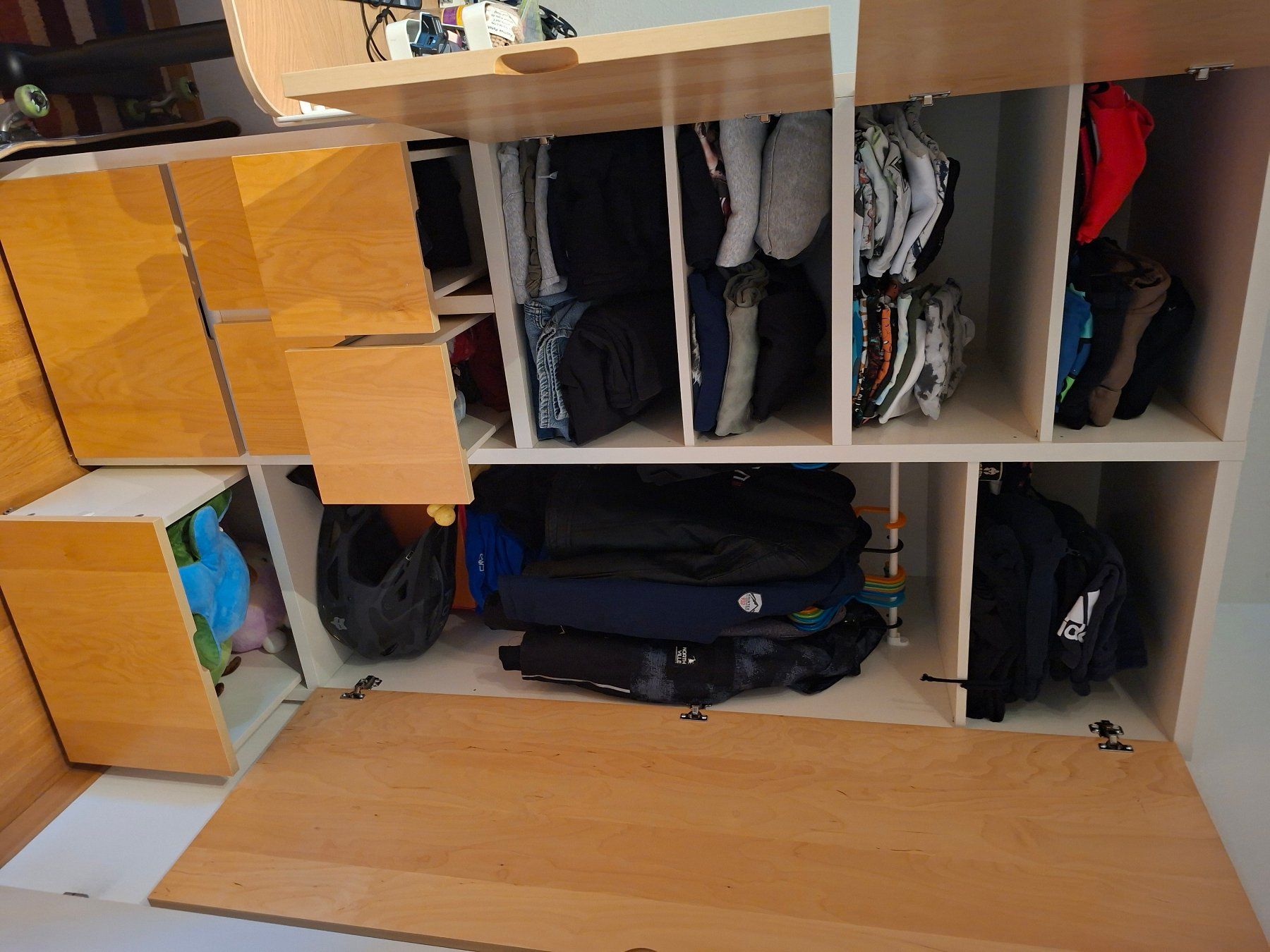 Ikea Armadi: Kleiderschrank – Usato da Adliswil venduto da Matth76 1