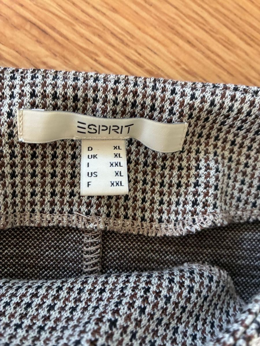Esprit Vestiti: Zwei Kleider von Esprit  – Usato da Rotkreuz venduto da ZG6343 5