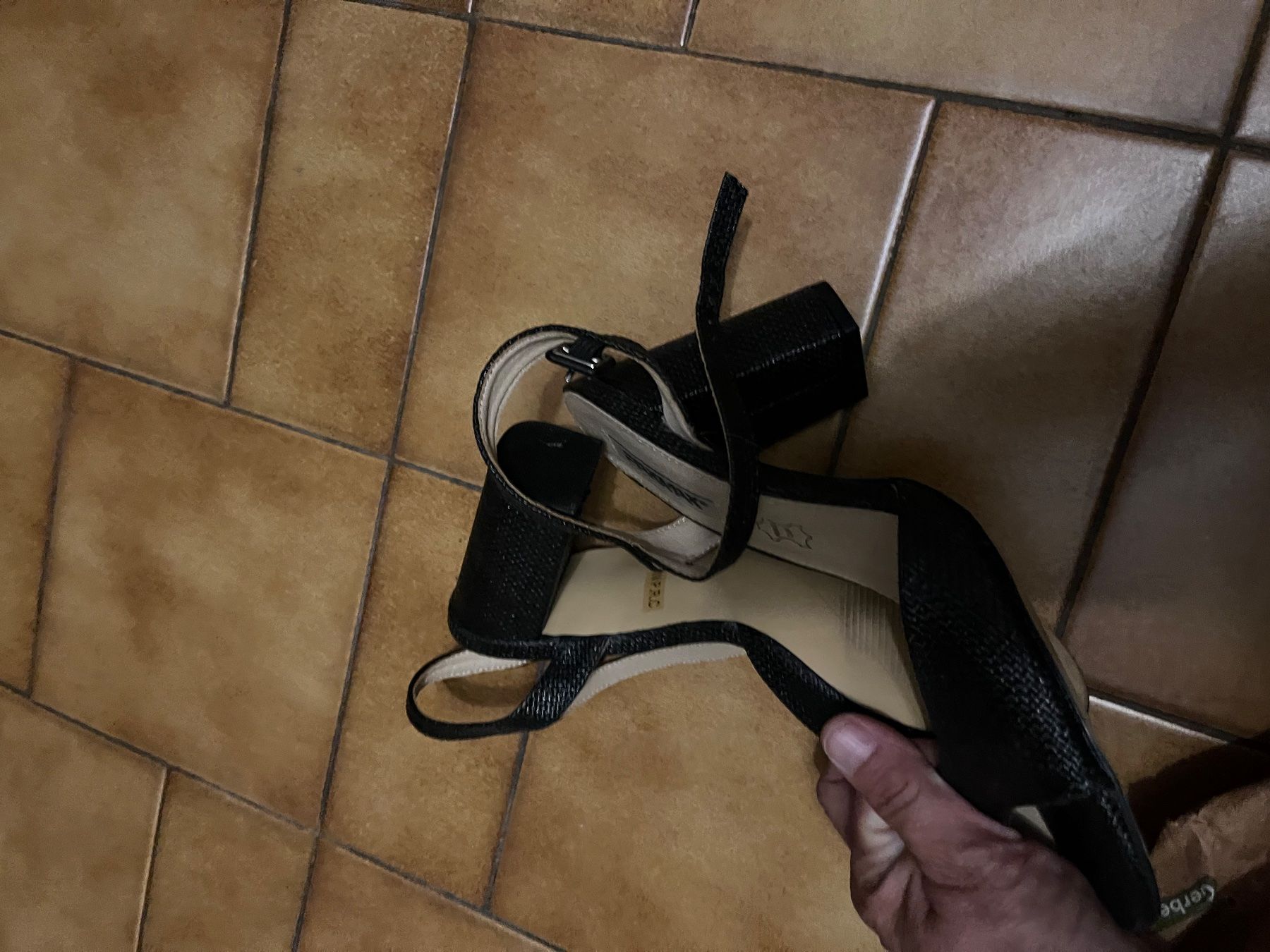 Scarpe da donna: Sandales Taille 40 Raxmax – Nuovo (secondo la descrizione) da Veyrier venduto da kimedovapa 1