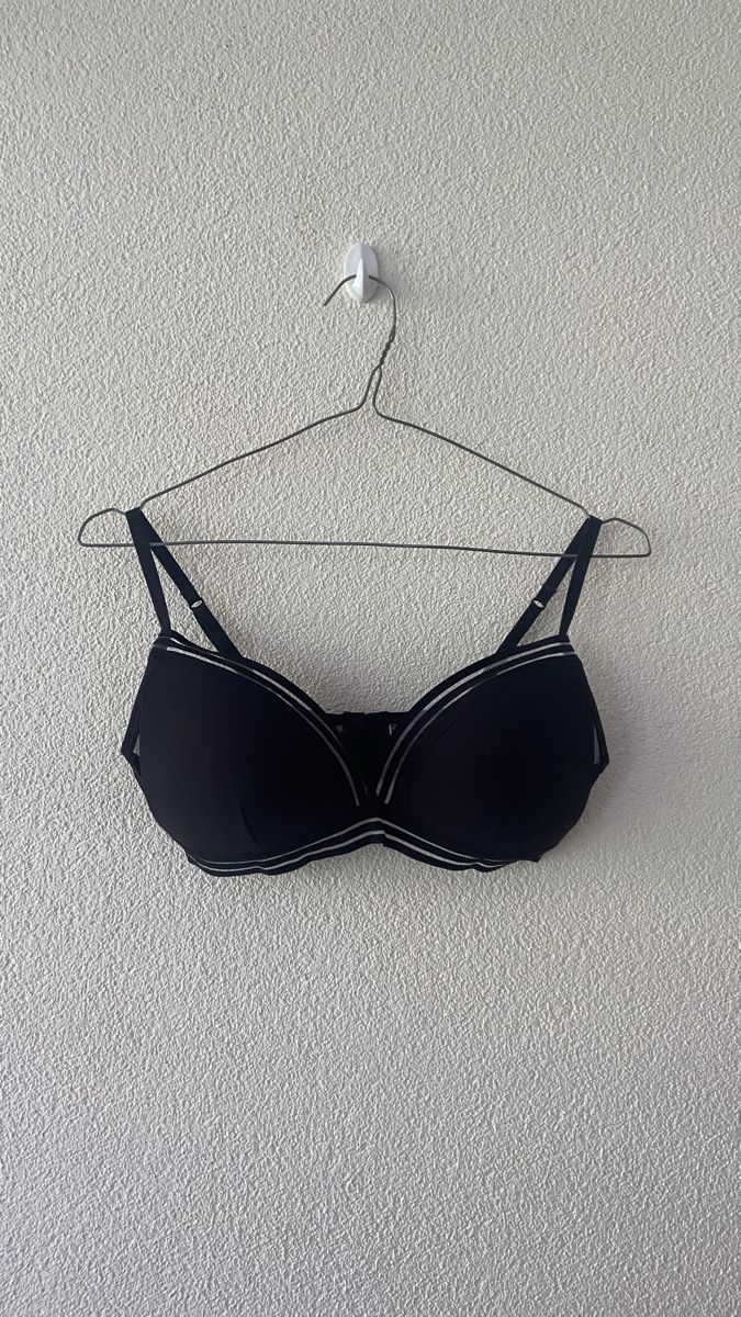 H&M Sonstige Unterwäsche: reggiseno nero – Gebraucht aus Gordola von arizi_shop