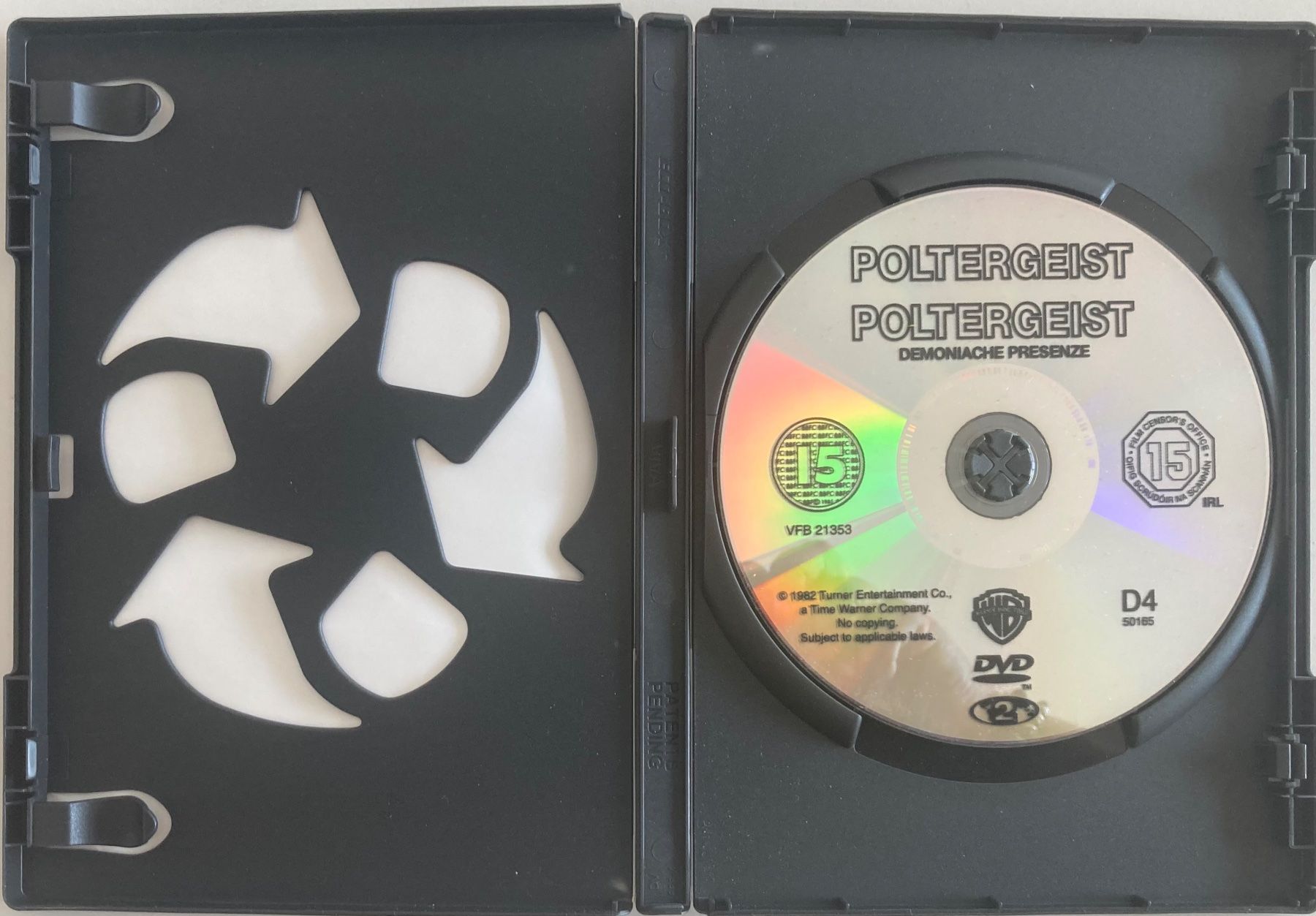 Tutti i DVDs: STEVEN SPIELBERG - POLTERGEIST – Usato da Poliez-Pittet venduto da Newtown-Records 2