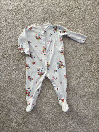 Baby Body weiss 6-9 Monate