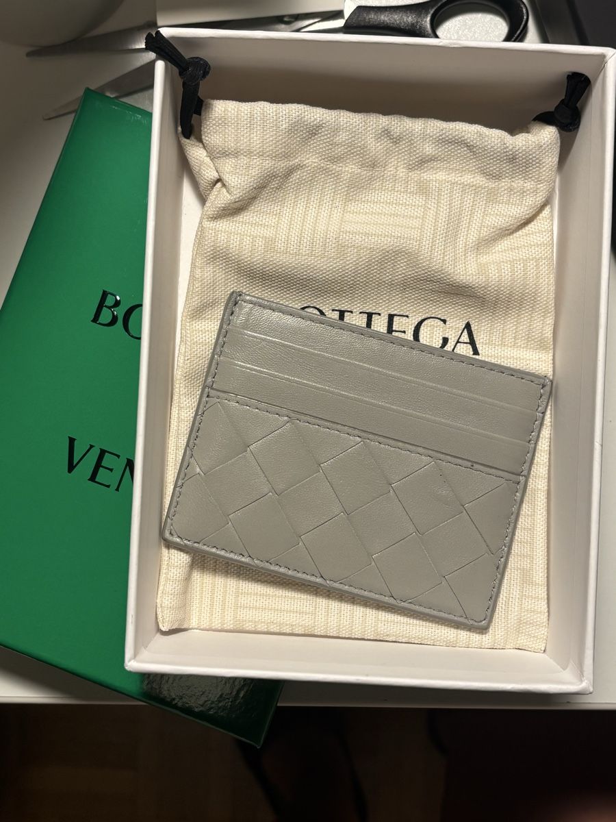 Bottega Veneta Brieftaschen: Bottega Veneta Cardholder – Neu (gemäss Beschreibung) aus Zollikon von han_rvt8