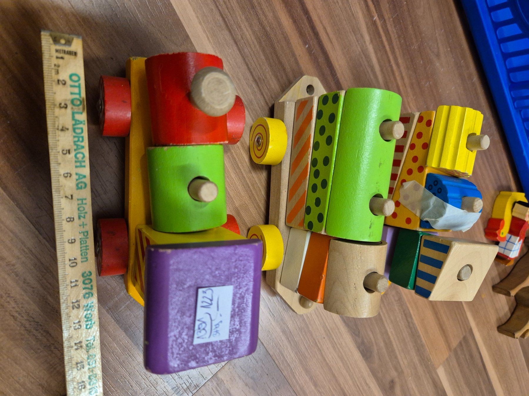 Jouets: Holzzug zum Stapeln, B16 – D'occasion à Schwarzenburg par Flamingo07