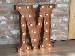 Leuchtbuchstabe M von Vintage Marquee Lights