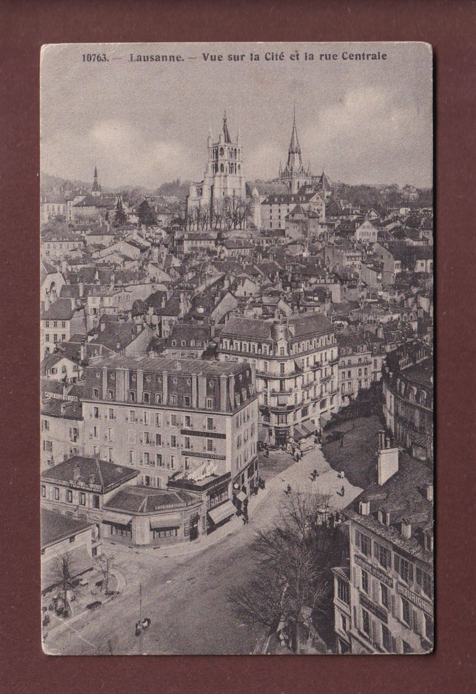 Cartoline postali: LAUSANNE - Rue Centrale // pli d'angle // – Usato da Pully venduto da nicecards