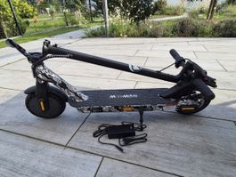 E-Scooter Mobi-Move schwarz mit Ladegerät 