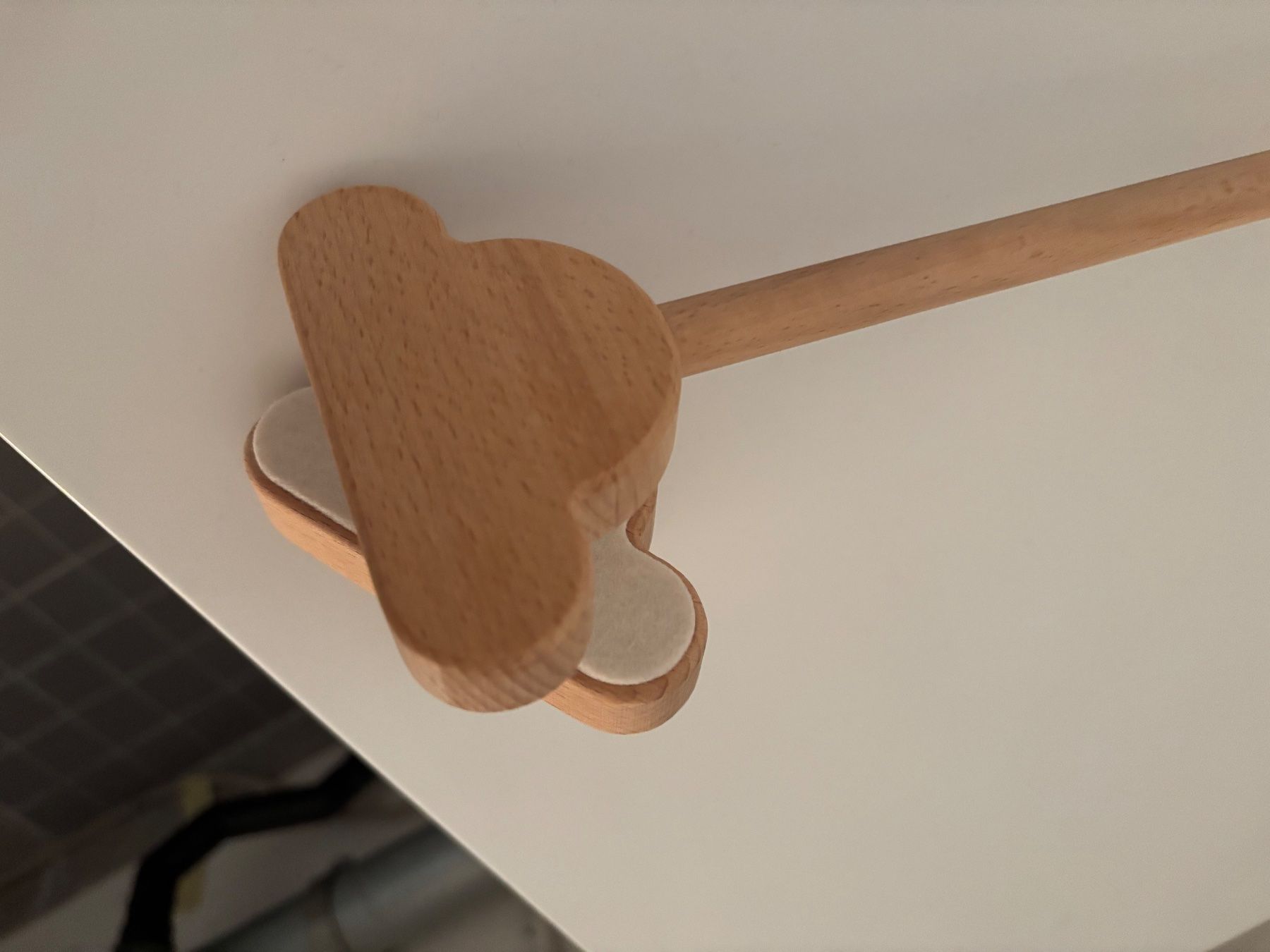 Supporti a parete: Baby-Mobile Halterung Holz – Usato da Zürich venduto da BaresfureRares 3