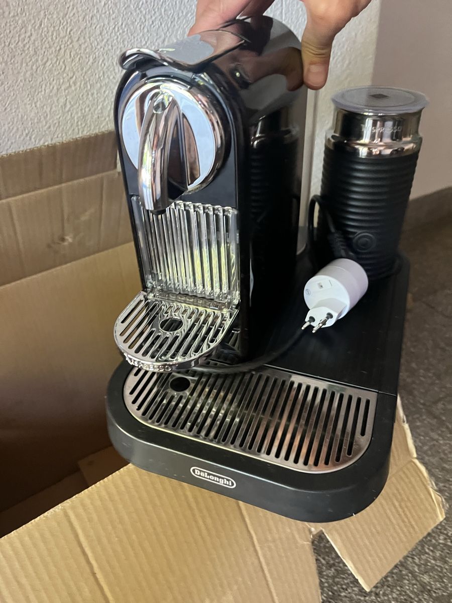 De'Longhi Macchine per caffè & Macchine per espresso: Nespresso Maschine  – Usato da Zürich venduto da Merz2 1