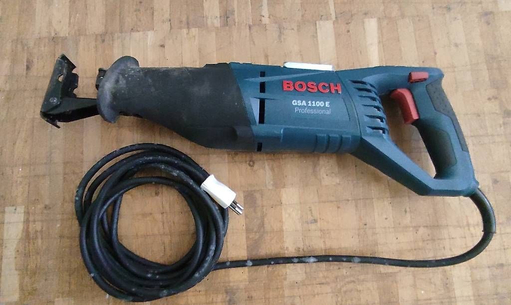 Bosch Seghe: Bosch GSA 1100E Professional – Usato da BASEL venduto da E-Bro.Electro 3