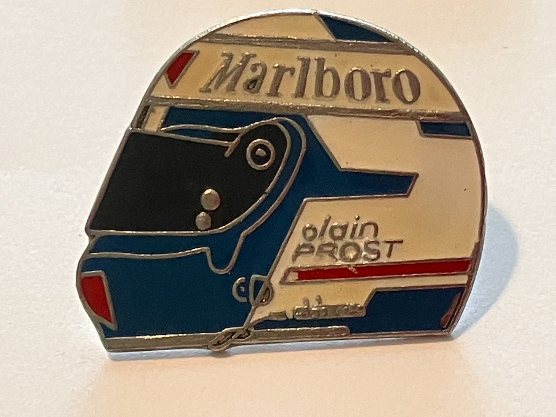 Plaketten & Abzeichen: 1 Pin Alain Prost Formel 1 Helm Marlboro – Gebraucht aus Basel von djwwpp