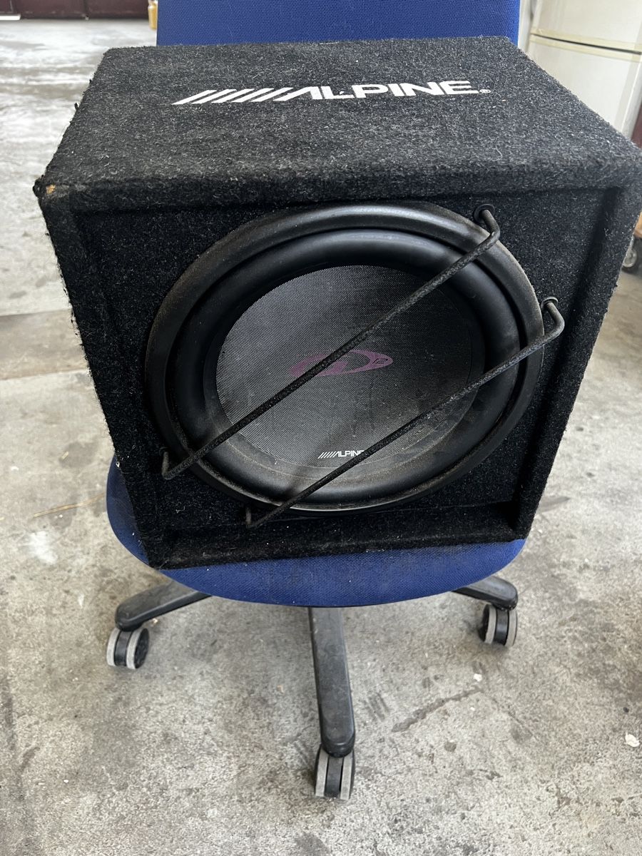 Alpine Amplificatori: Alpine 1600 Watt Subwoofer – Usato da friltschen venduto da liu_z7sg