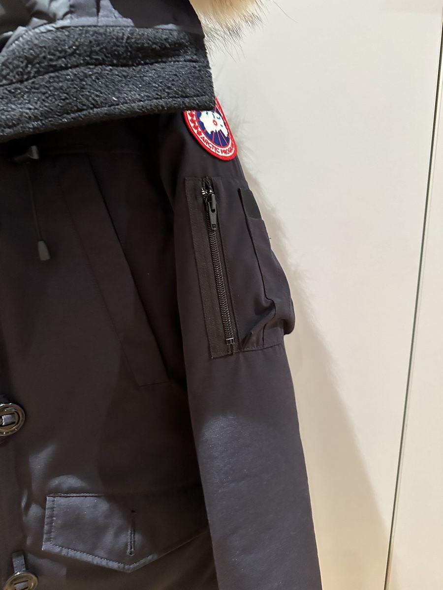 Canada Goose Giacche: Canada Goose – Usato da Ebikon venduto da amaxandx 3