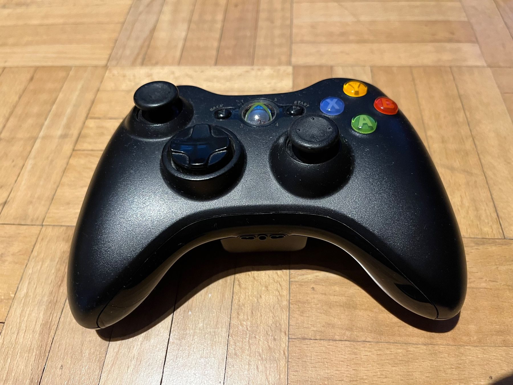 Microsoft Controller: 3 Originale Xbox 360 Controller (2 Chrome) – Gebraucht aus Basel von Ruemli17 3