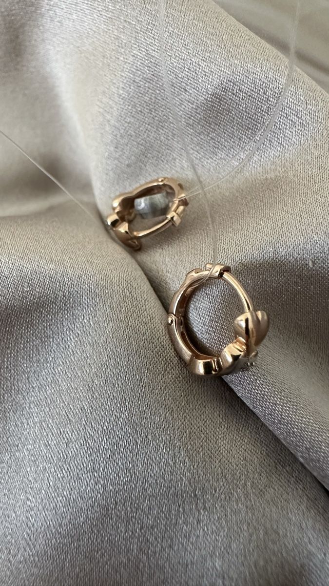 Ohrringe & -stecker: Heart-Shaped Two-Tone child Earrings – Neu und originalverpackt aus Troinex von AnnaAbanin 1