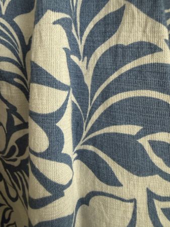 Sommerkleid blau weiss mit Blumenmuster guter Zustand