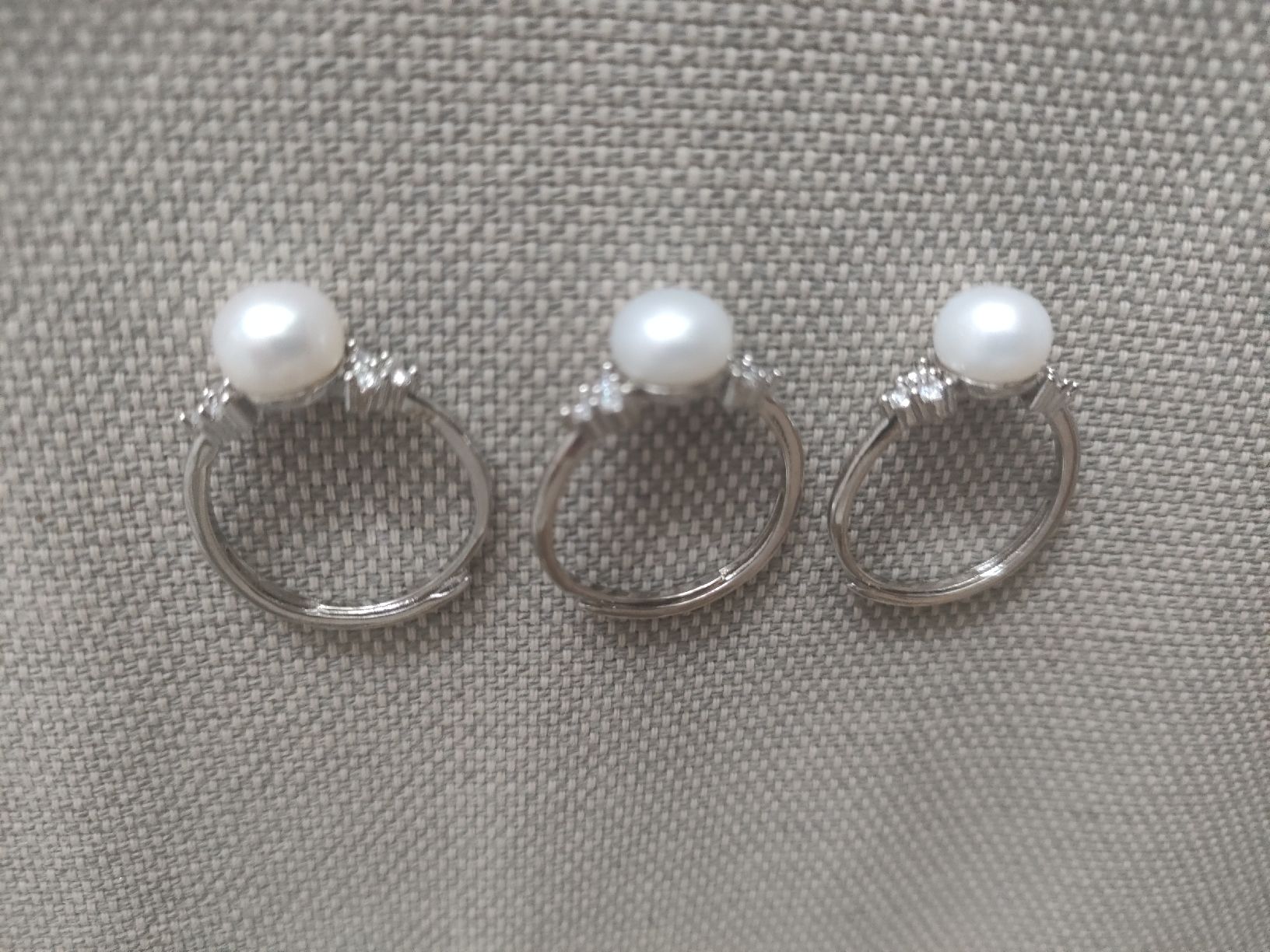 Ringe: Süsswasserperlen Ring, 15 CHF/ Stk. – Neu und originalverpackt aus Bern von Lidia.5 2