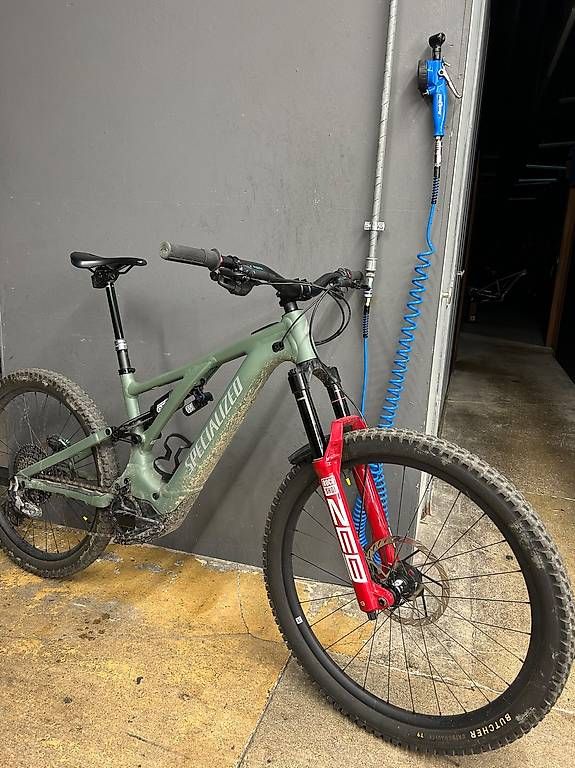 Specialized Velos: Specialized Levo comp alloy Gen. 3 custom – Gebraucht aus frauenfeld von kai_yl9x