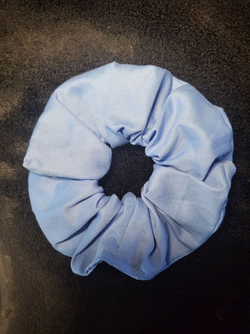 Accessori per capelli: Scrunchie / Blau / Handgenäht  – Nuovo e nell'imballaggio originale da Lömmenschwil venduto da S4BR1N4