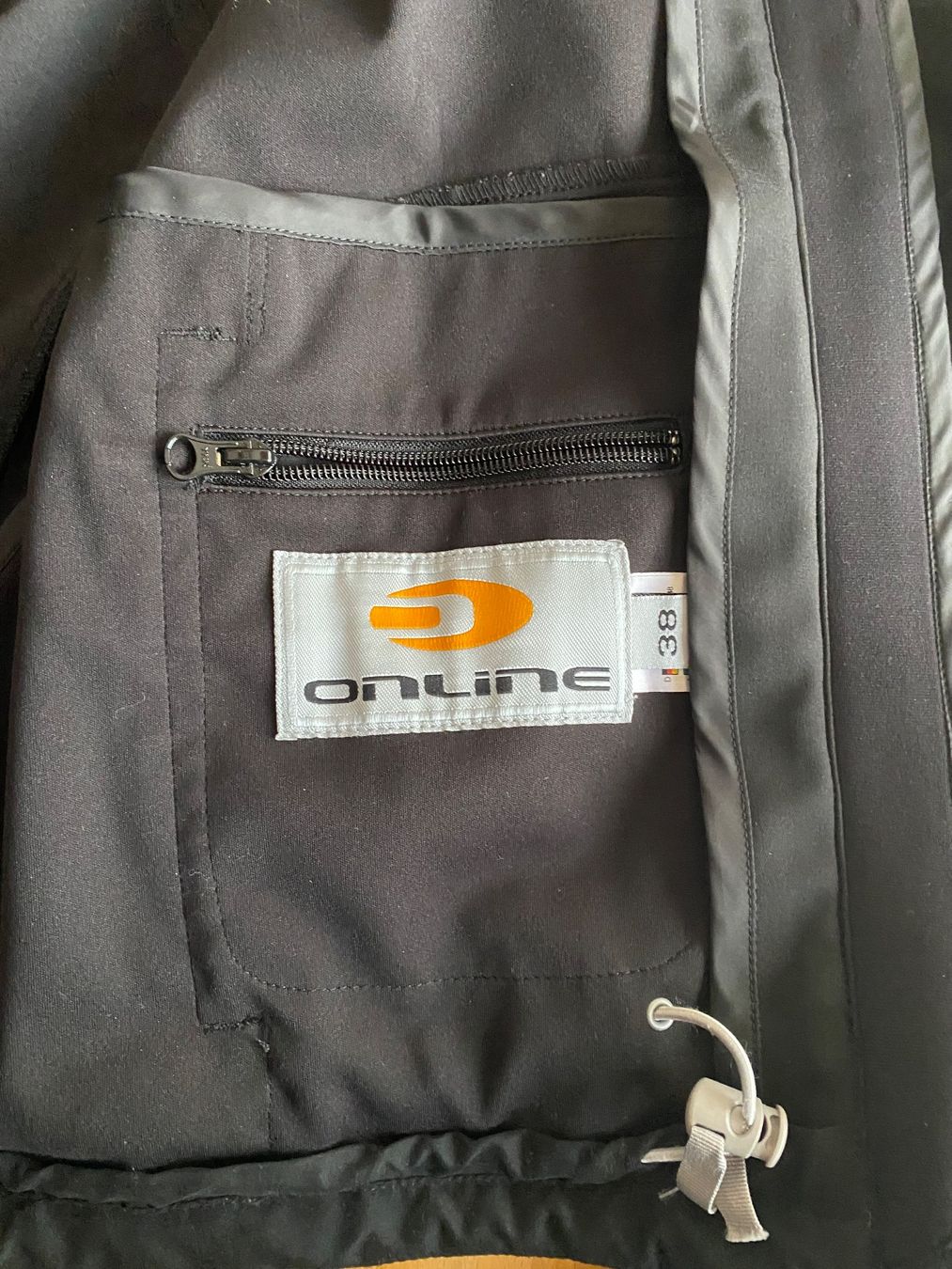 Giacche: schwarze Softshelljacke von `online` – Nuovo (secondo la descrizione) da Regensberg venduto da Qanussa 5