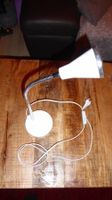 Weisse Tisch Lampe REALLITY LEUCHTEN