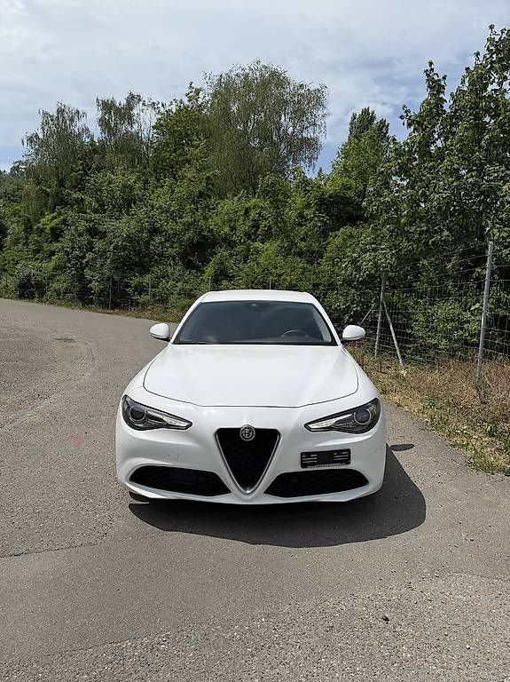 Automobili: Alfa Romeo Giulia 2.2 JTDM – Usato da Koblenz venduto da adoo123 1