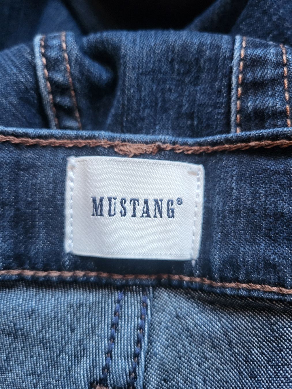 Jeans: Mustang Tramper Jeans – Nuovo (secondo la descrizione) da Zweisimmen venduto da Adorable 3