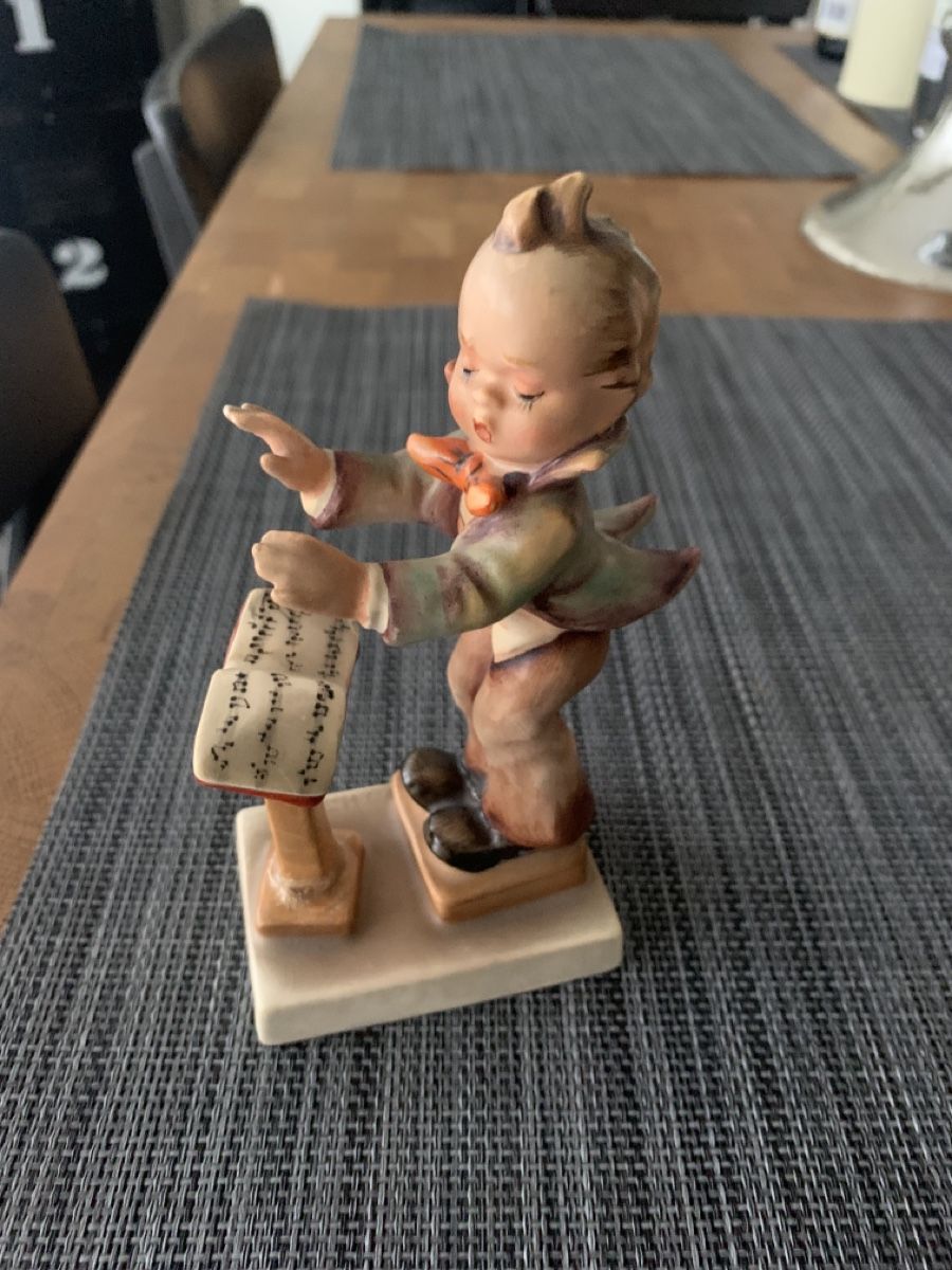 Hummel Figurines: Hummel Figur – D'occasion à Emmen par ama_8wmn