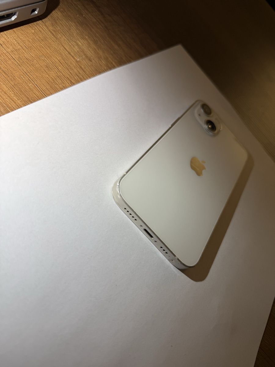 Apple Handys / Smartphones: Iphone 13 128gb weiss – Gebraucht aus Schafisheim von kev_q7x9 6