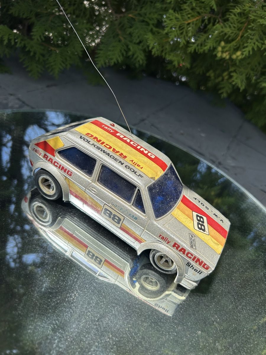 Volkswagen Modellautos: Voiture télécommandée V.W. Golf Rally 88 état d'usage – Defekt aus Thierrens von Bigla 5