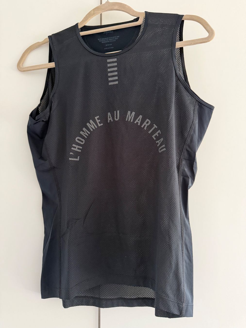 Rapha Canottiere & Pantaloni: Rapha Baselayer in Dunkelblau – Usato da Ennetbaden venduto da miboo