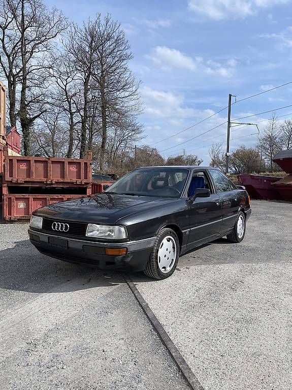 Automobili: Audi 90 – Usato da Altstätten SG venduto da lau_8yhc