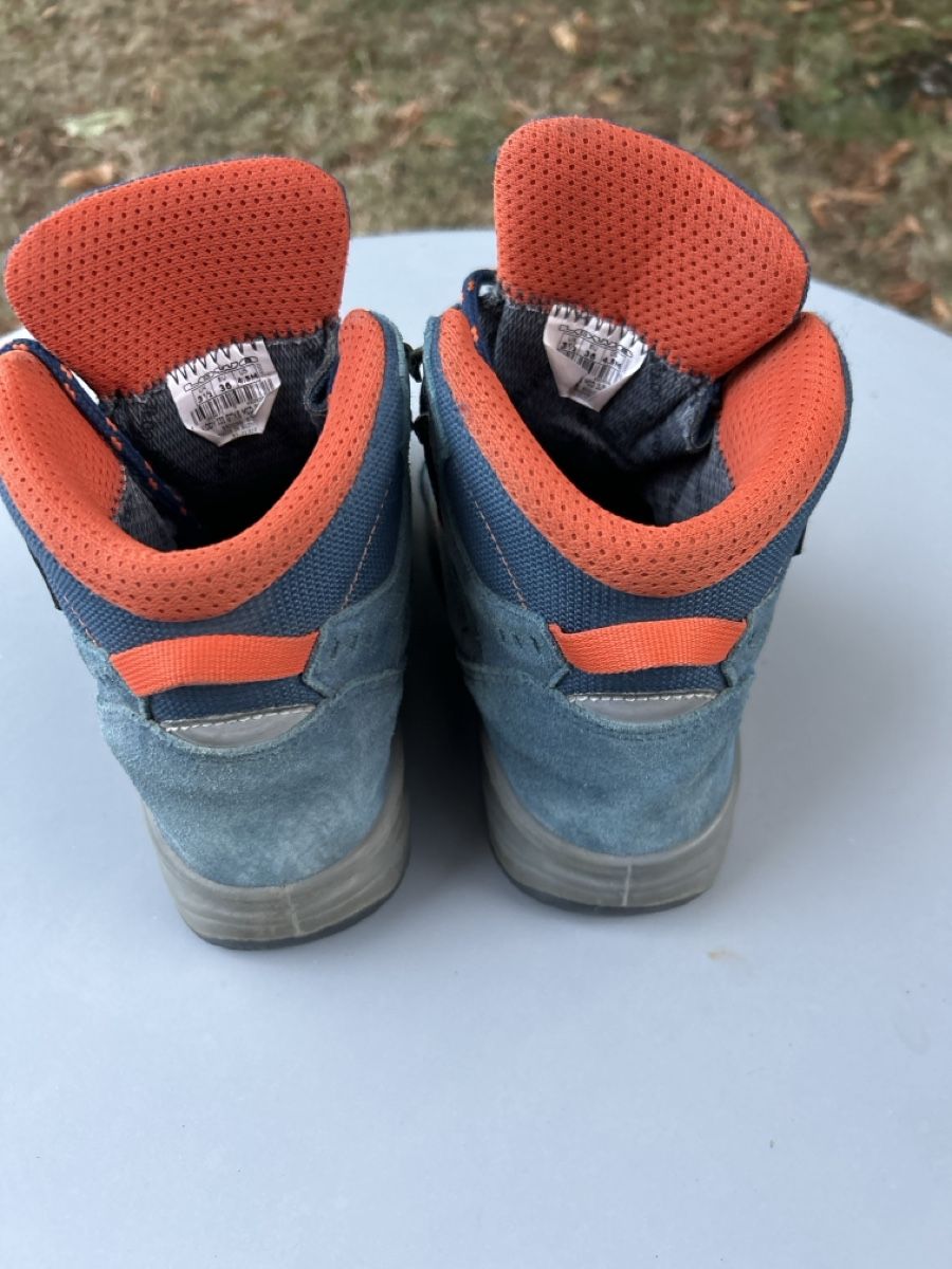 Lowa Scarpe per ragazzi: Wanderstiefel LOWA Grösse 36 – Usato da Binningen venduto da duplo-fish 2
