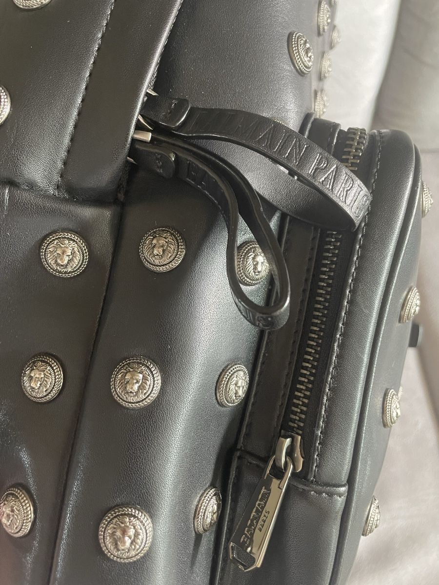 Sacs à dos: Balmain Backpack Black Studded Leather Unisex – Neuf (Voir description) à Zürich par Nat1978 2