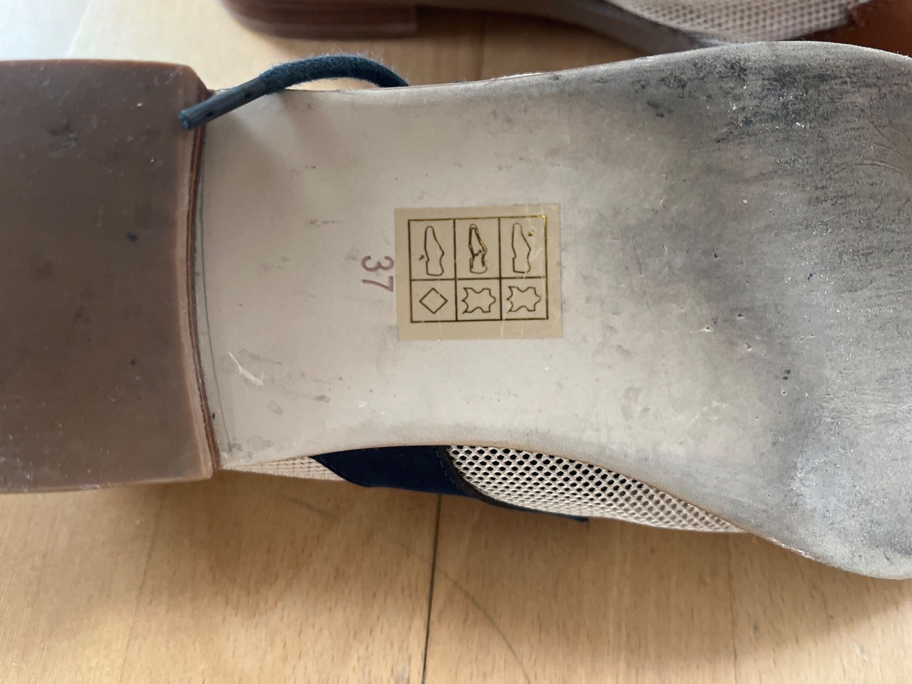 Scarpe da donna: Modische Schnürschuhe Gr. 37 – Usato da Zürich venduto da laudomai 3