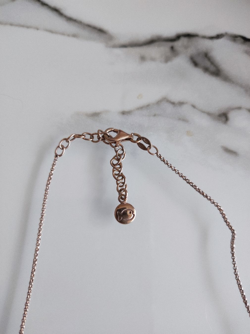 Catenine: Très joli collier rose Doré Ciro Blue – Nuovo (secondo la descrizione) da Bussigny venduto da Brettinette 2