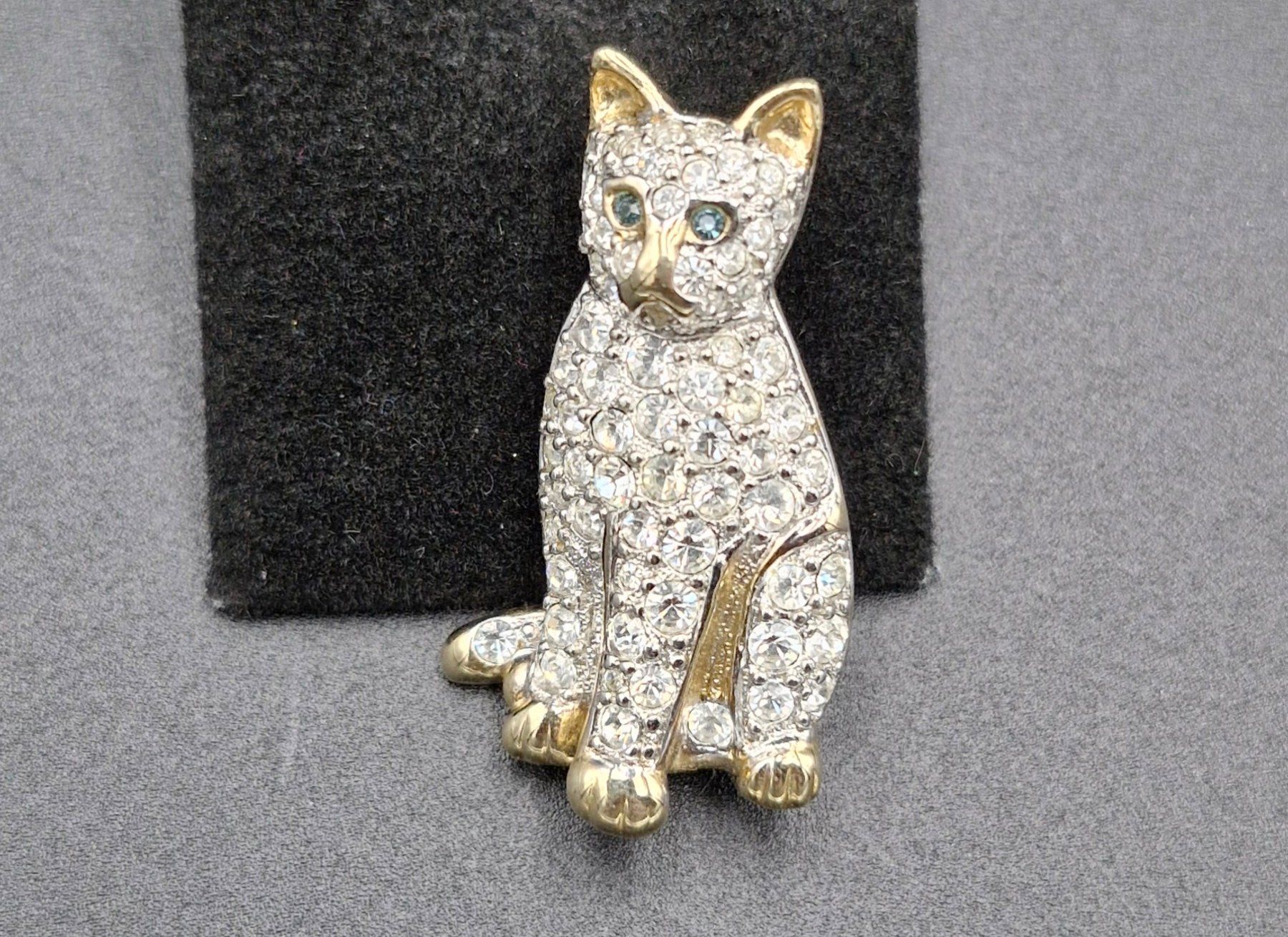 Spille & Fermagli: Blingbling Katze – Usato da Wald ZH venduto da Silena02