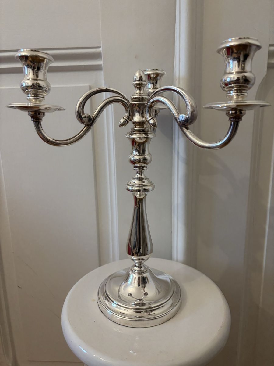 Christofle Portacandele: Christofle, chandelier à trois bras – Usato da Genève venduto da ati_tj8f 1