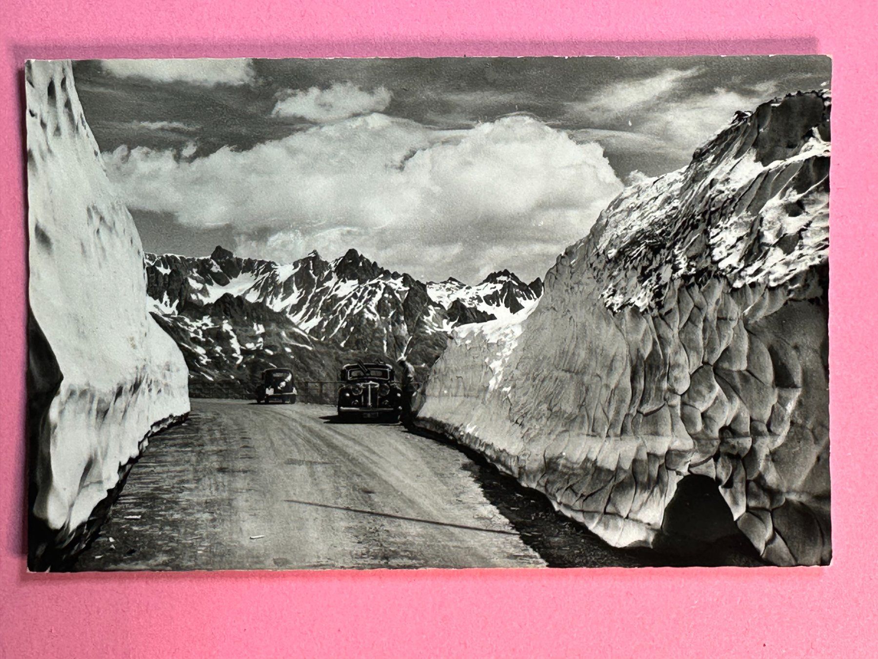 Cartoline postali: Sustenpass - Passhöhe - Oldtimer !!! – Usato da Steg VS venduto da danwer74