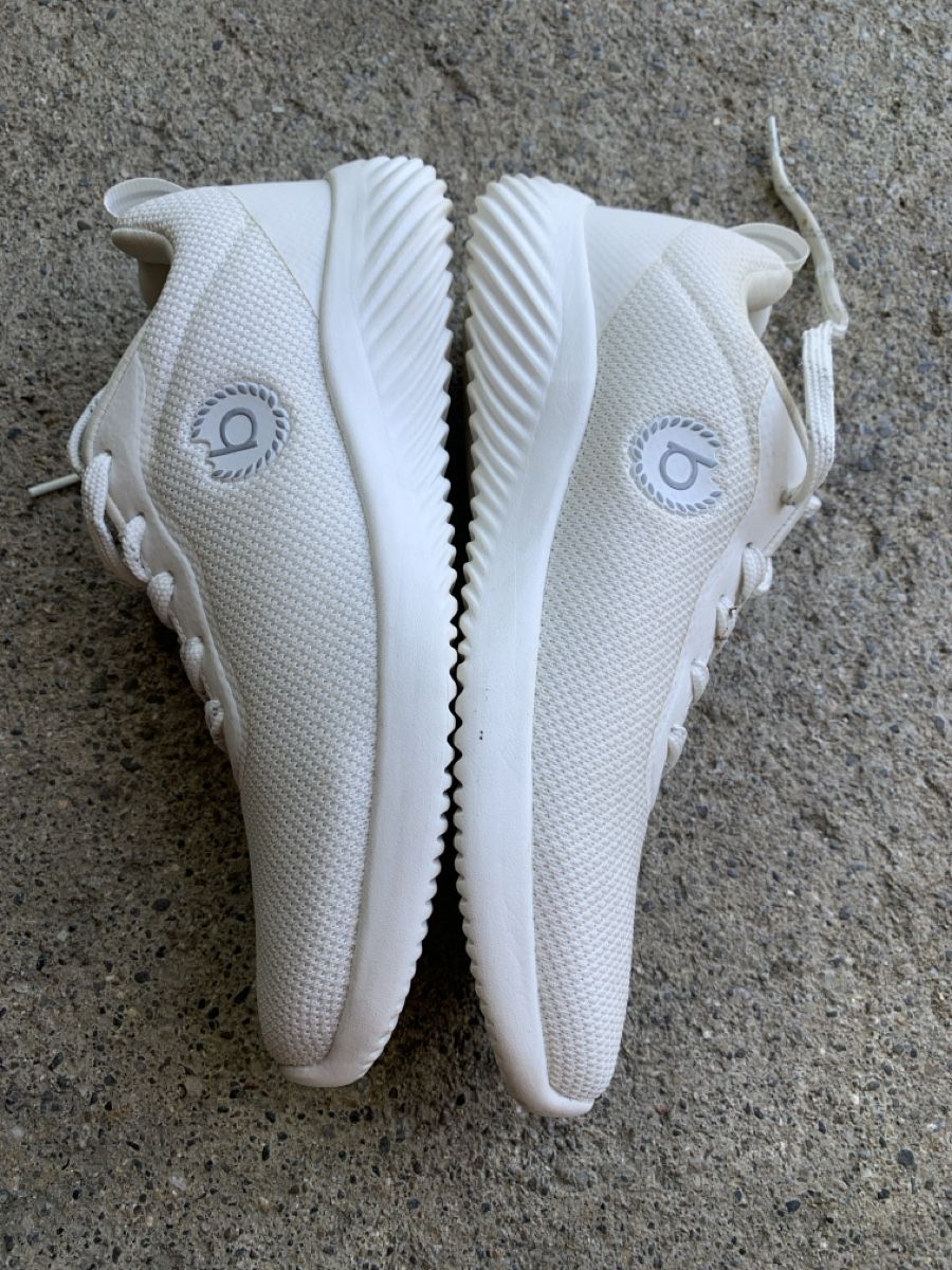 Bugatti Scarpe da uomo: Bugatti Sneaker Weiss Grösse 37 neuwertig – Nuovo (secondo la descrizione) da Bern venduto da peterra201 1