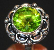 Ring L-7083 – Peridot Edelstein - 19mm Innendurchmesser