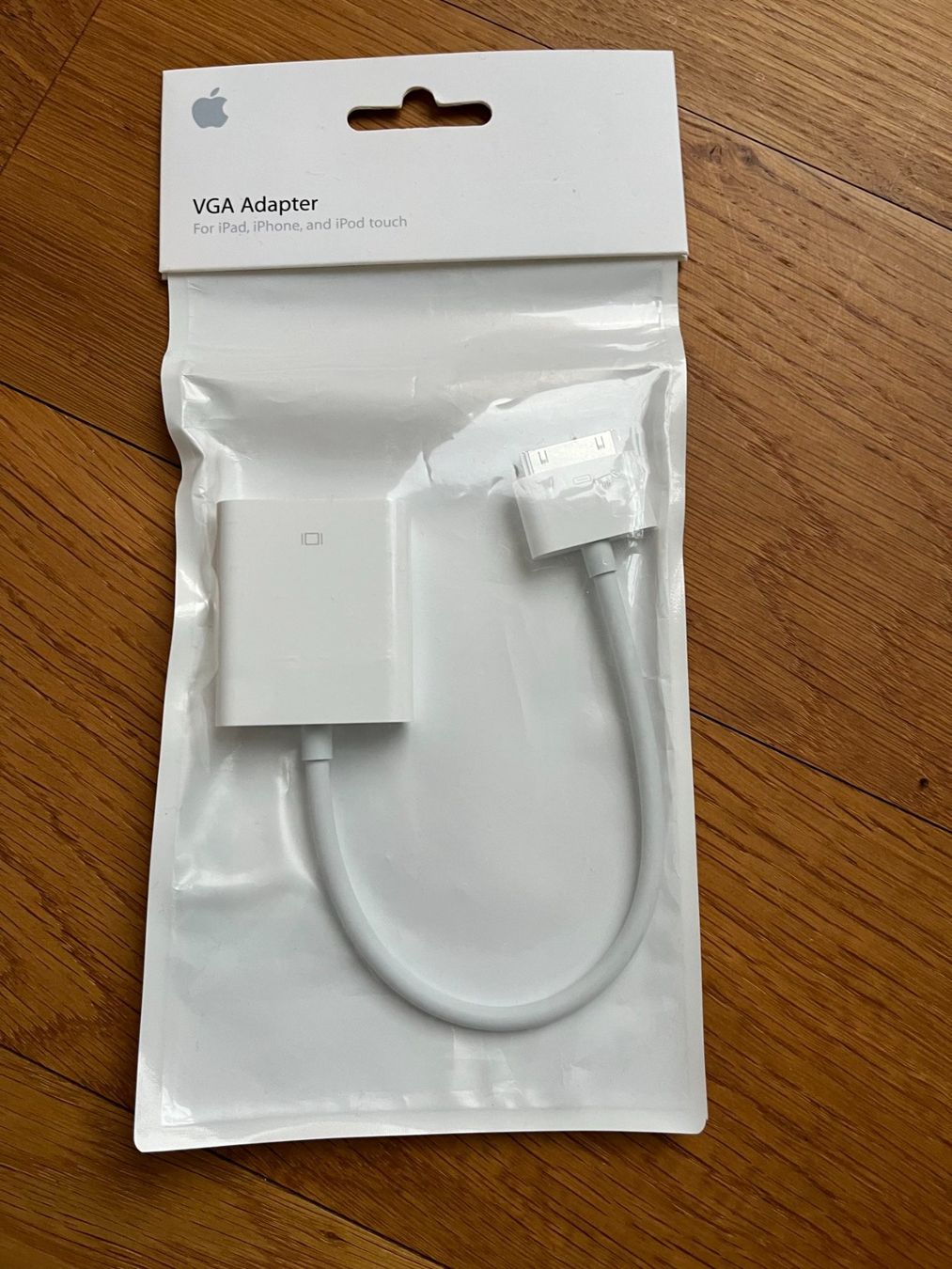 Apple Unità & Adattatore: IPad VGA Adapter – Nuovo e nell'imballaggio originale da Aeugst am Albis venduto da Samothy