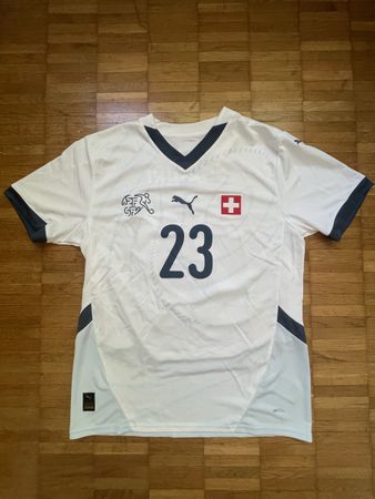 Shaqiri 23 Ungetragen, Original Schweizer Natitrikot 2024-25