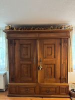 Wunderschöner antiker Barockschrank aus der Zeit um 1810/20
