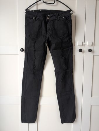 Schwarze Destroyed Jeans, Gr. M