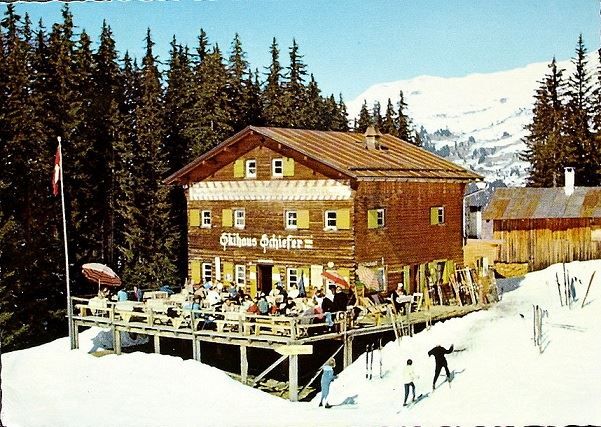 Cartoline postali: KLOSTERS SERNEUS Skihaus Schiefer – Usato da Jona venduto da philajona