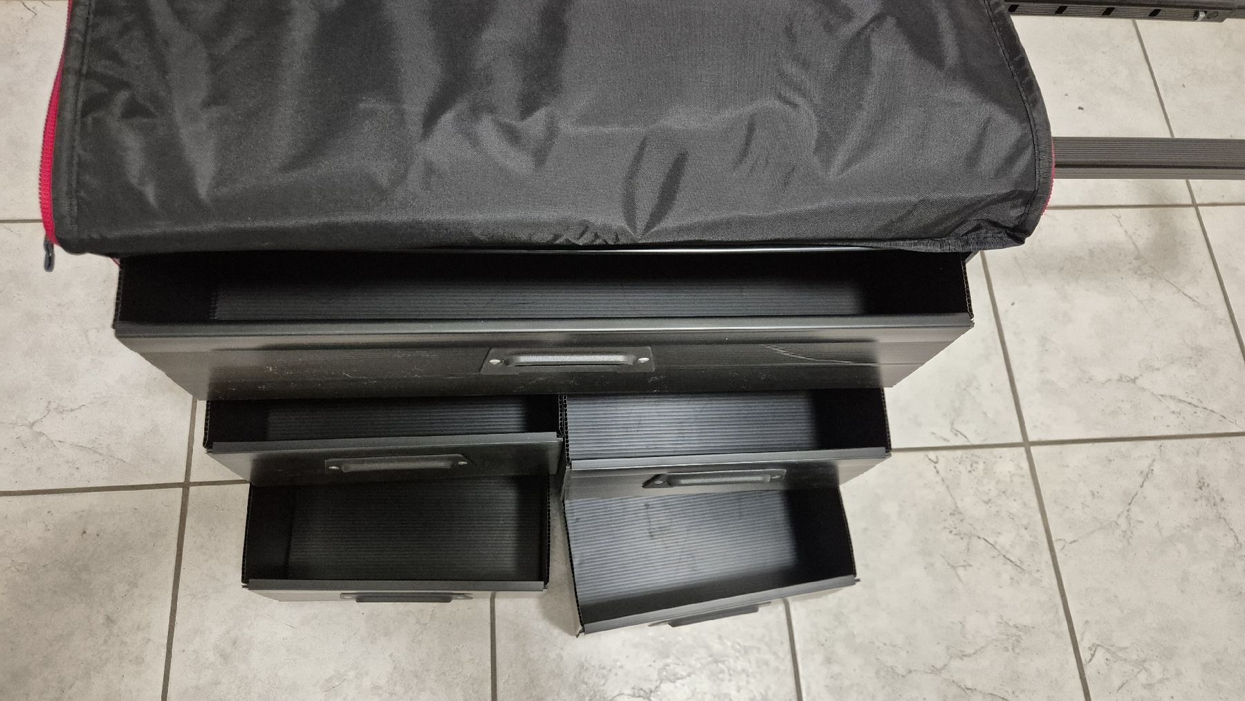 Valises & Sacs: Robitronic Werkzeugkoffer Trolley mit Schubladen  – D'occasion à Zürich par prosonic 1