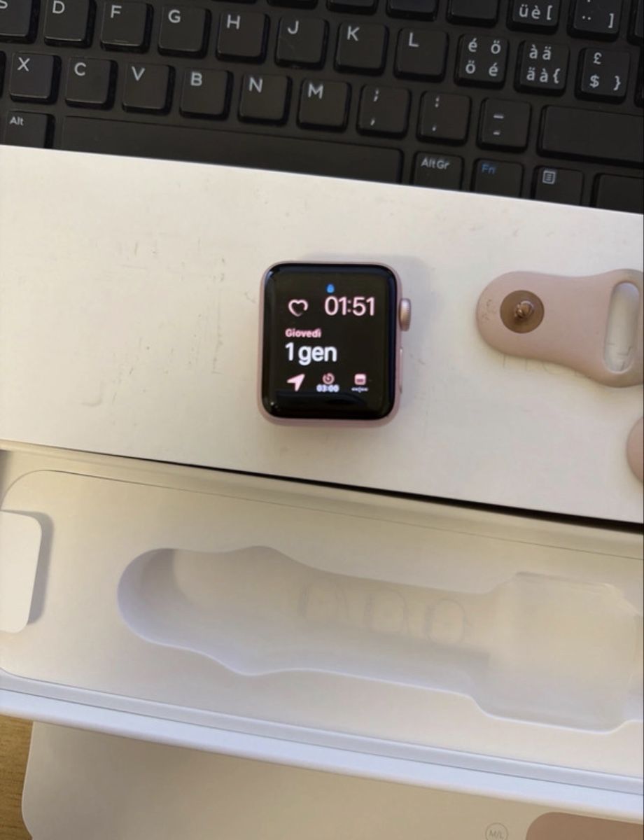 Apple Smartwatch: Apple Watch serie 2 38 mm Pink – Usato da Mendrisio venduto da sam_g29w 1