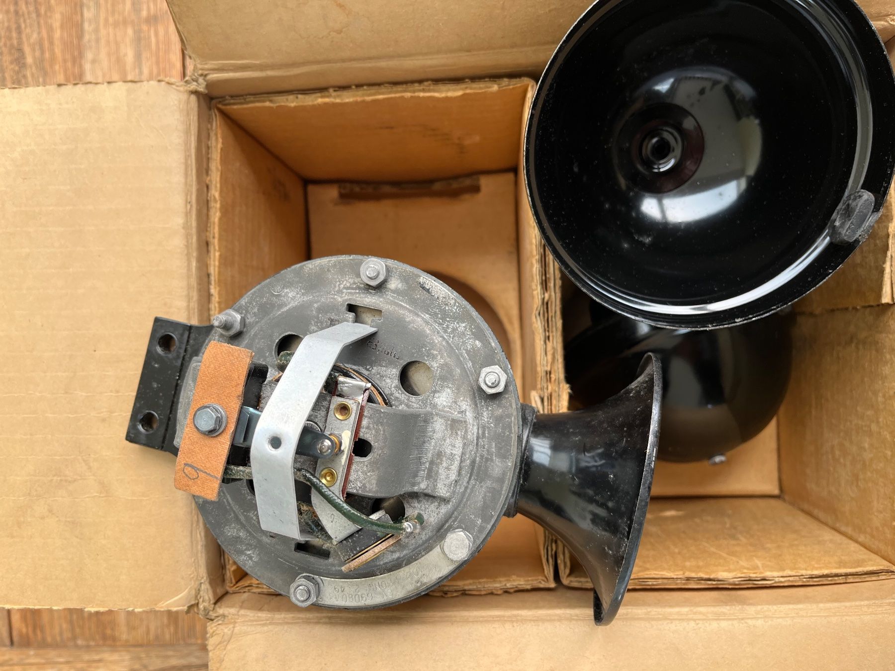 Lucas Tutti pezzi di ricambio auto: Lucas Windtone Hörner WT29 – Nuovo (secondo la descrizione) da Sirnach venduto da oli_82kd 2